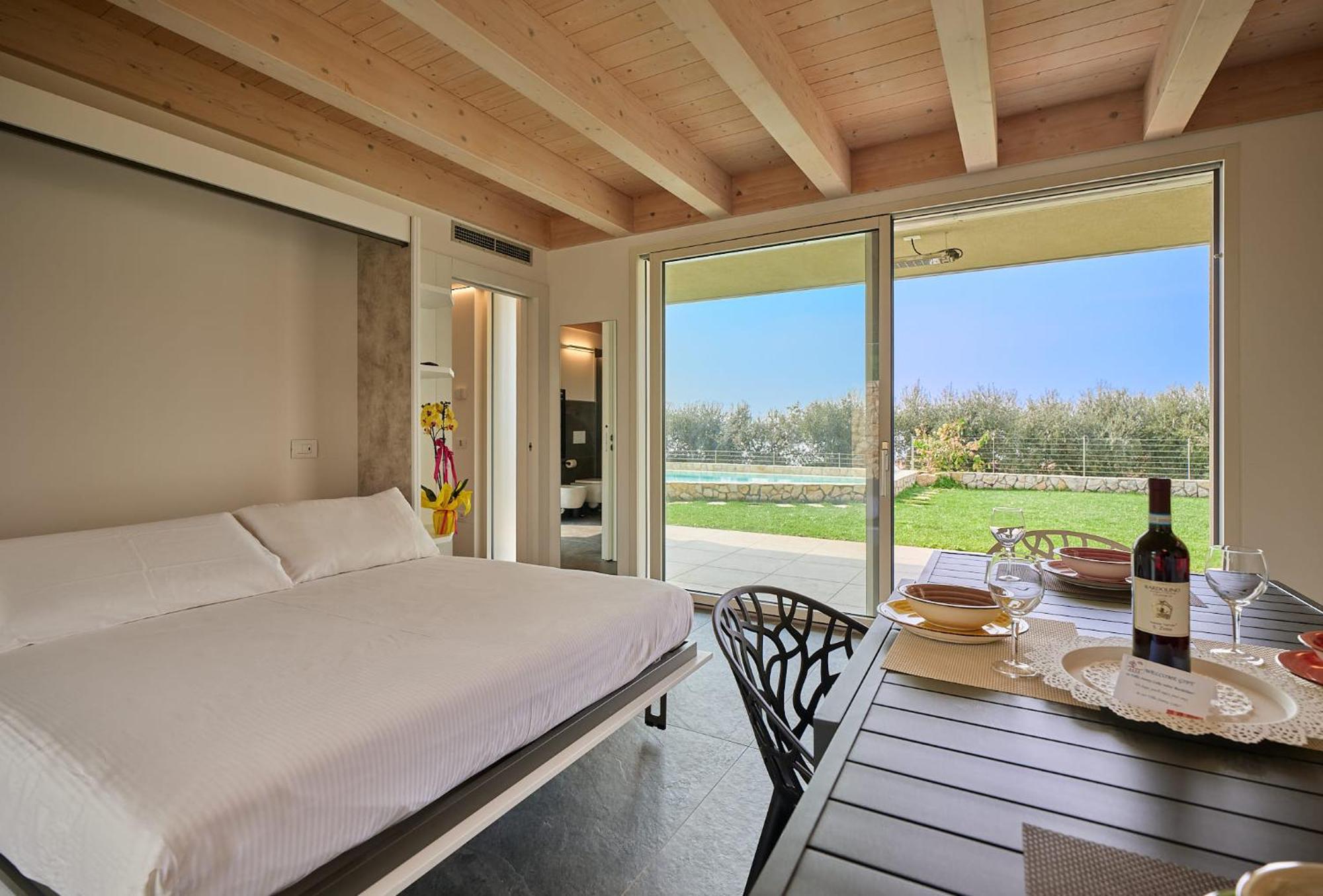 Villa Sunny Lake Suites Bardolino Esterno foto