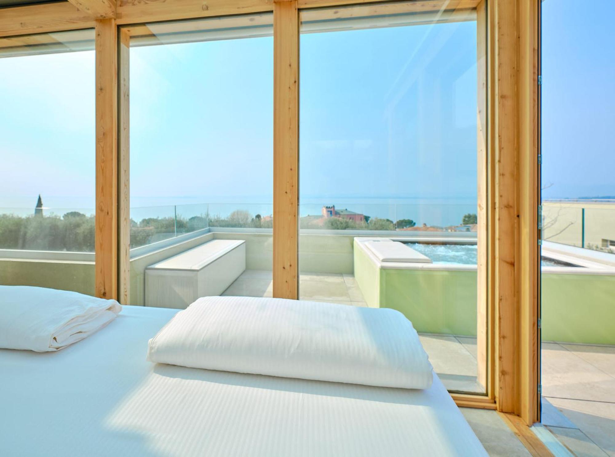 Villa Sunny Lake Suites Bardolino Esterno foto