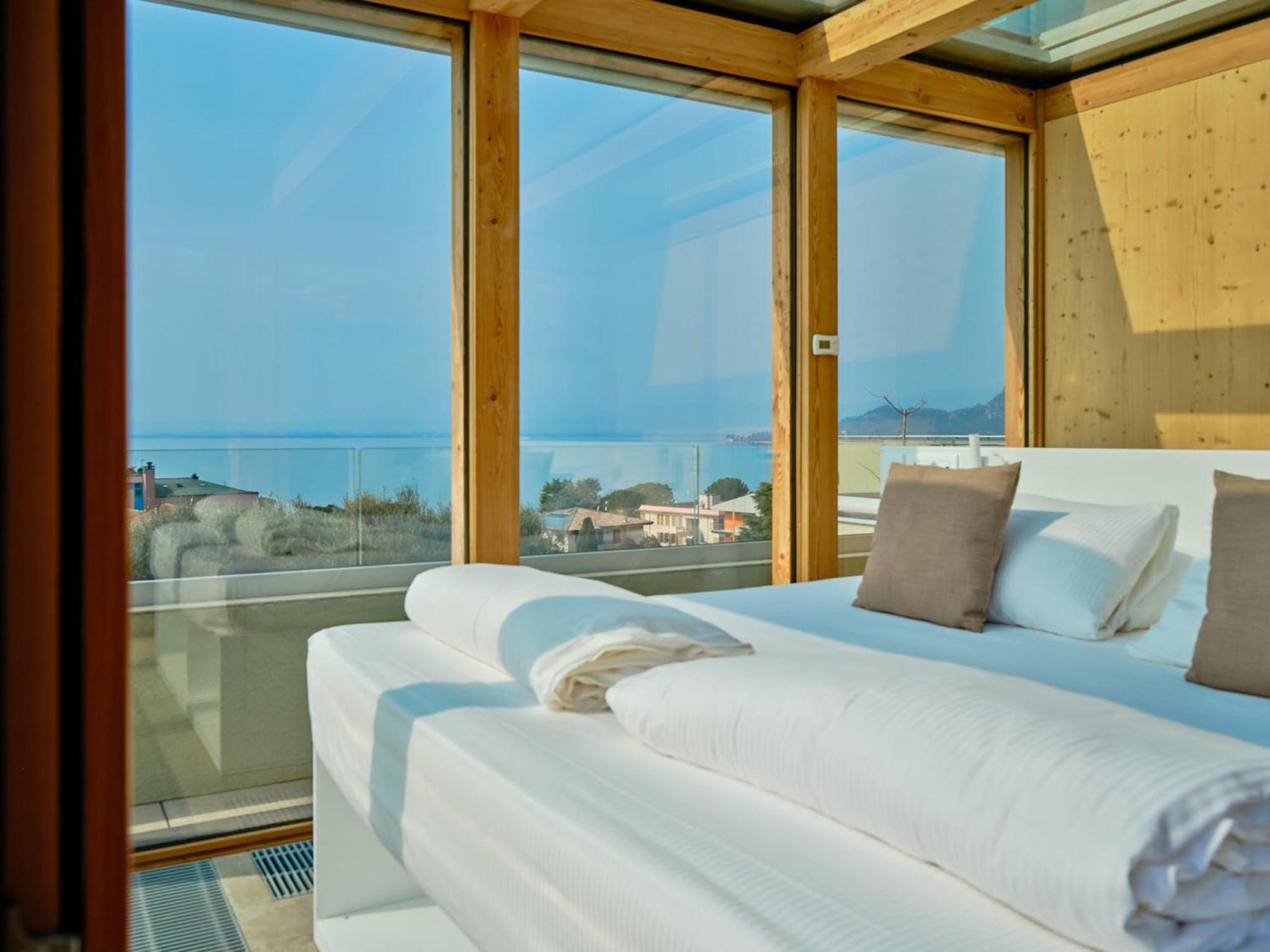 Villa Sunny Lake Suites Bardolino Esterno foto