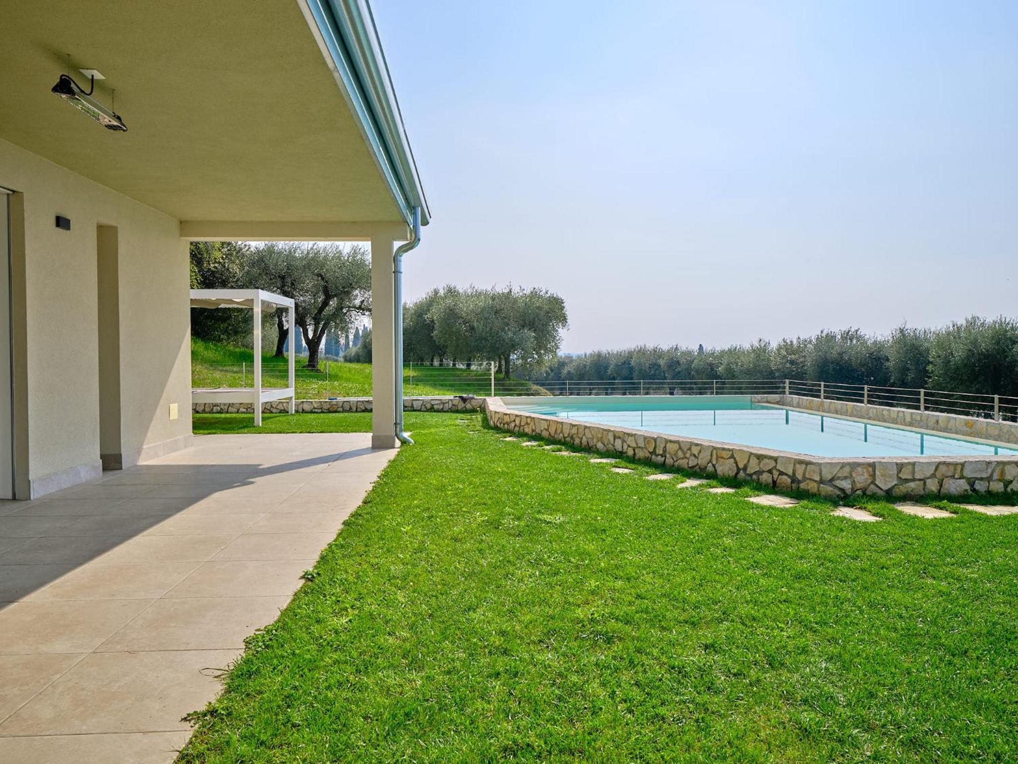 Villa Sunny Lake Suites Bardolino Esterno foto