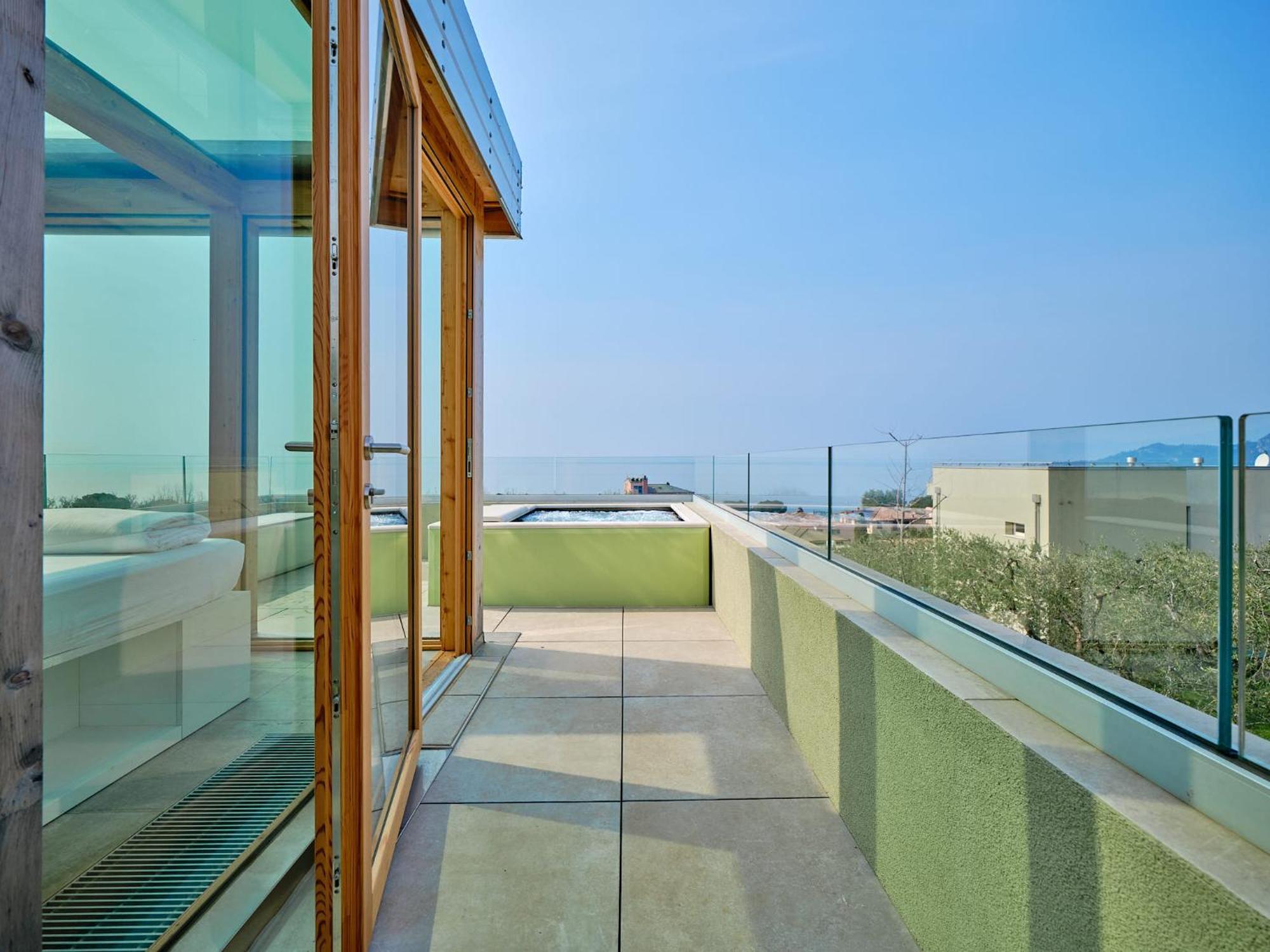 Villa Sunny Lake Suites Bardolino Esterno foto