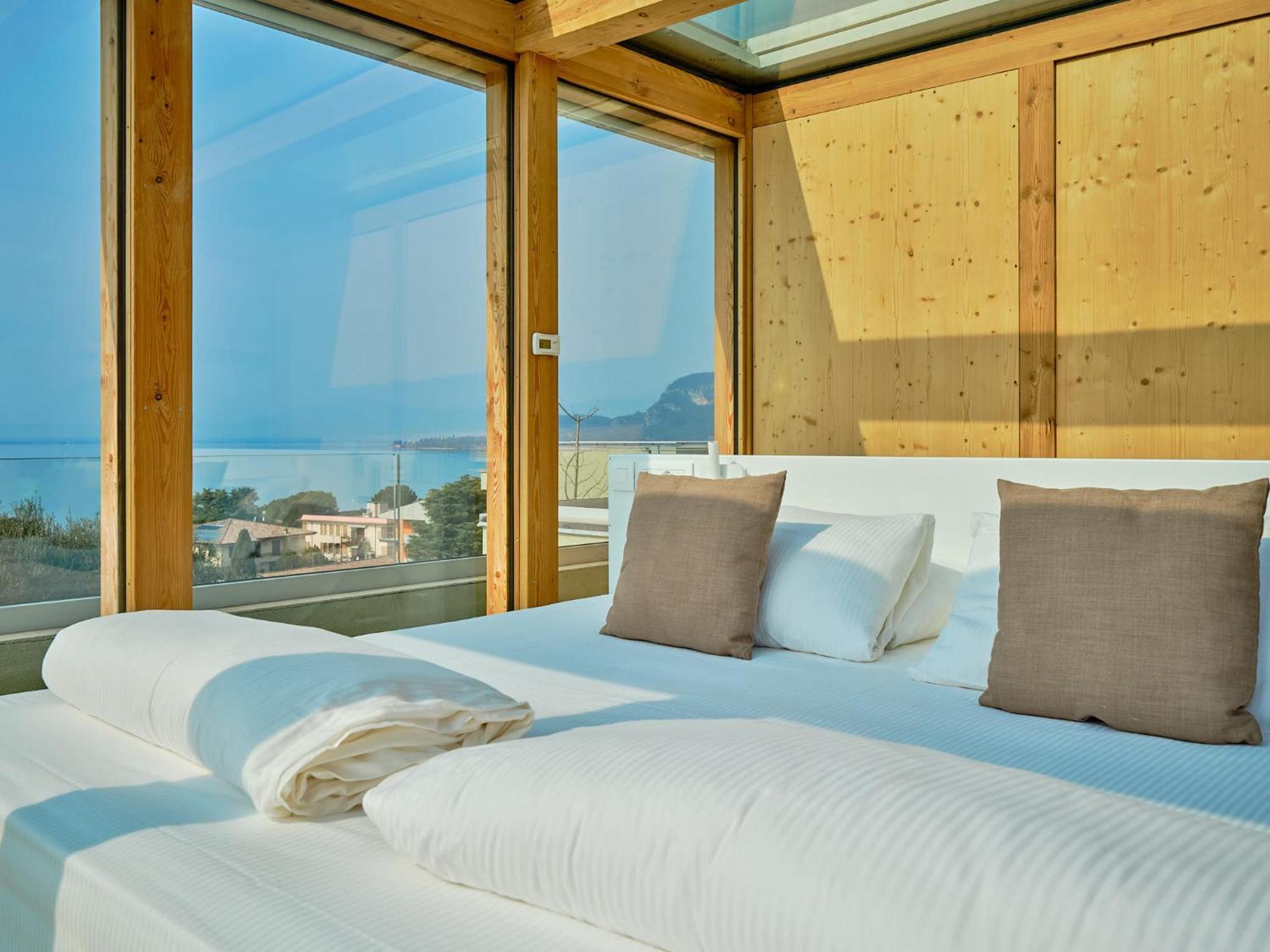 Villa Sunny Lake Suites Bardolino Esterno foto