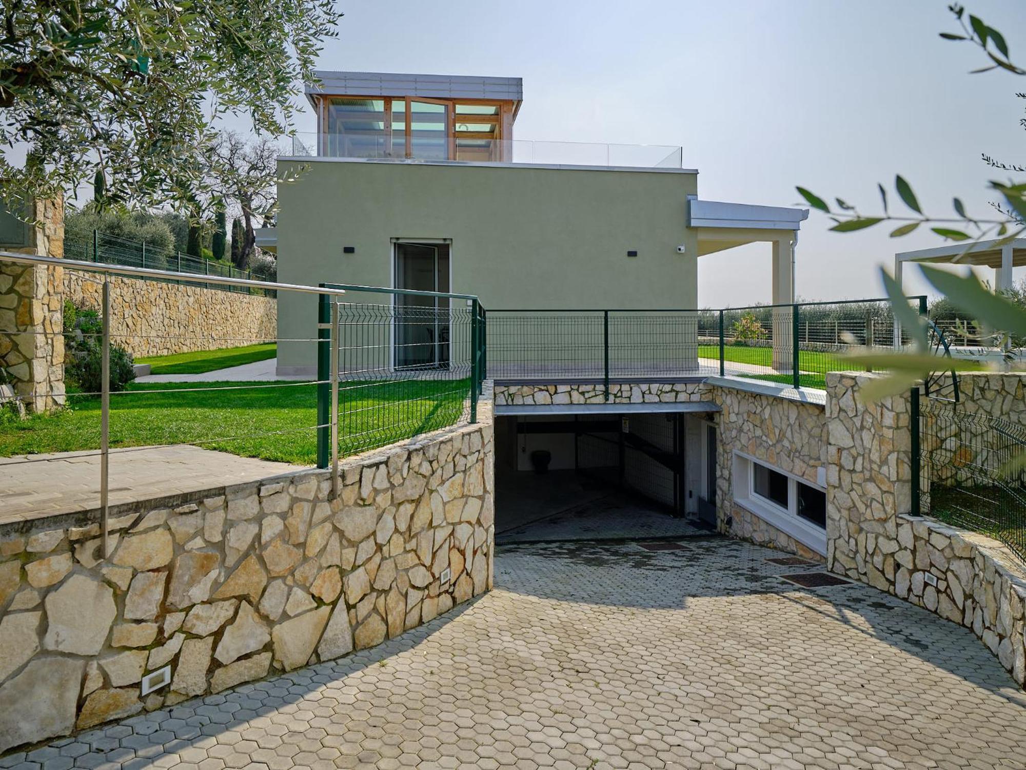 Villa Sunny Lake Suites Bardolino Esterno foto