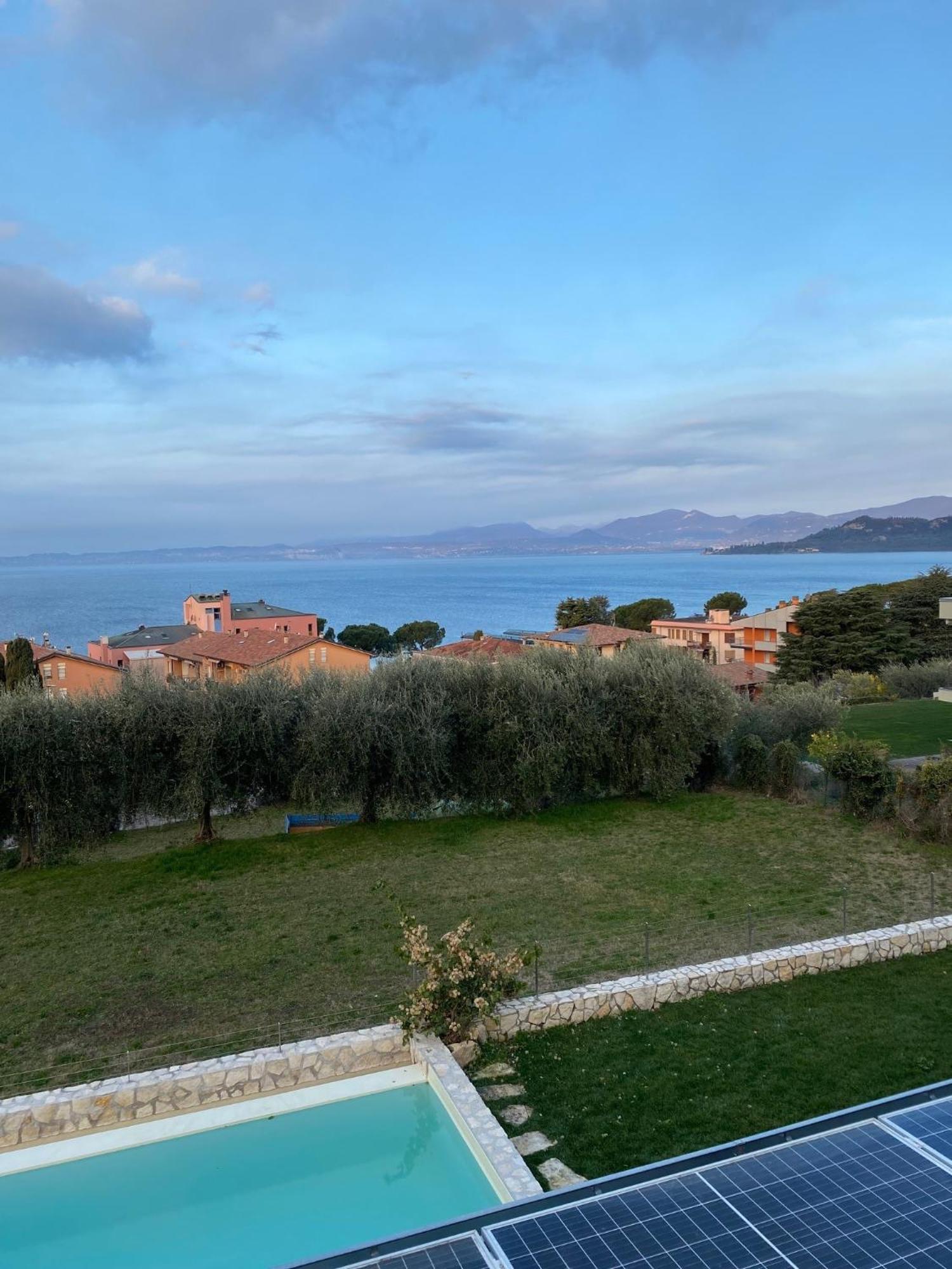 Villa Sunny Lake Suites Bardolino Esterno foto